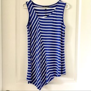 NWT Cable & Gauge asymmetrical tank top